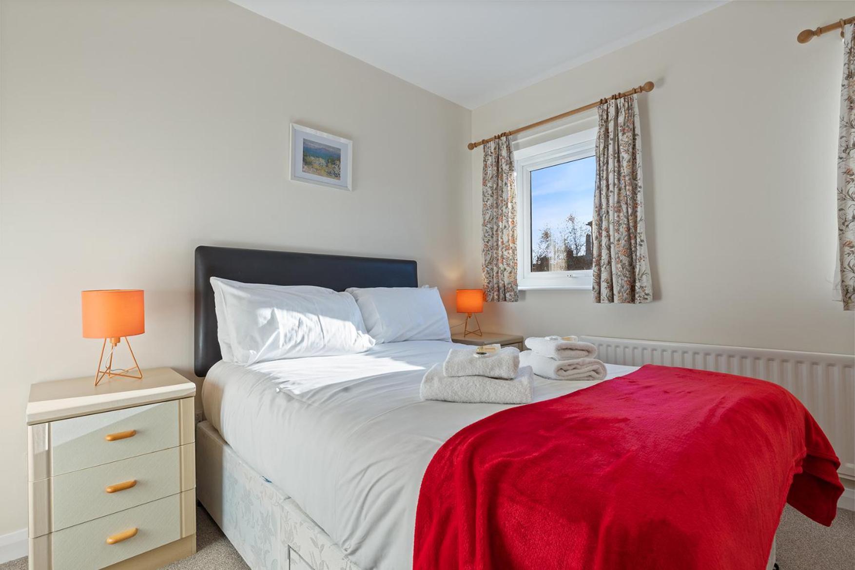 Pass The Keys Central Townhouse With Free Parking York Esterno foto